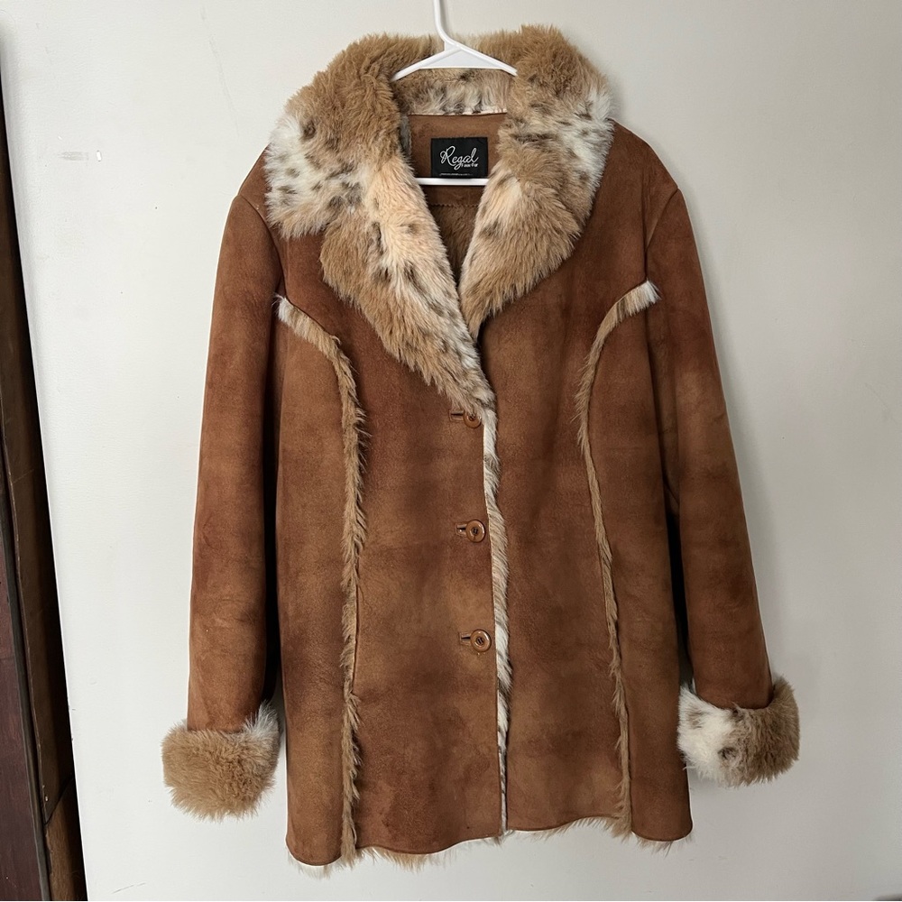 Ladies 2x Regal Faux Fur Button Up Coat
